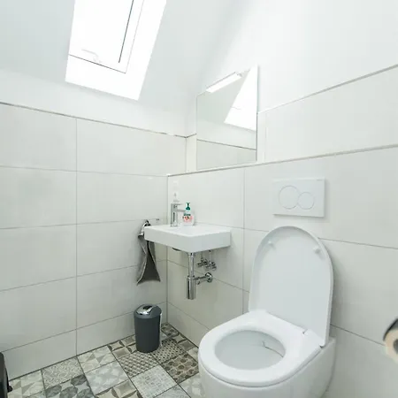 Apartament 4, Hoddersdiek 1