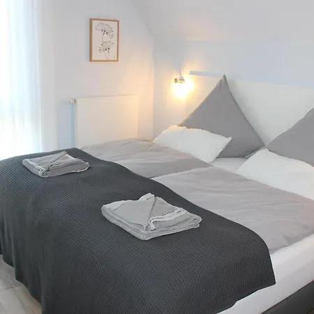 Apartament 4, Hoddersdiek 1